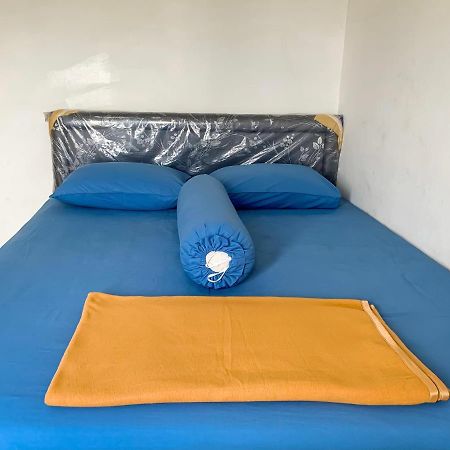 Beranda Istirahat Villa 4Br At Galaxy Resort Puncak Cikundul Exterior photo